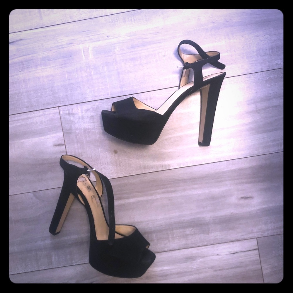 Women’s Michael Kors open toe pumps